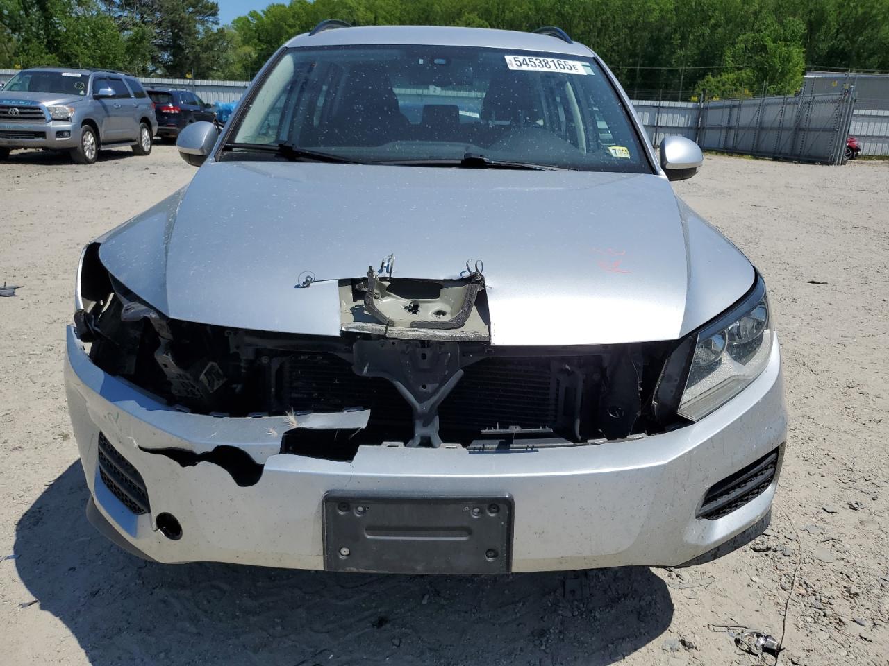 VOLKSWAGEN TIGUAN S 2016