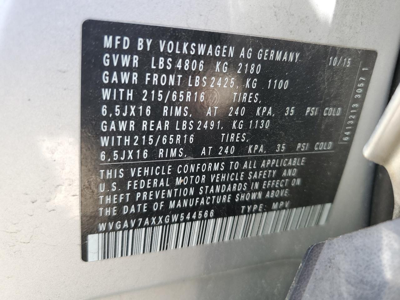 VOLKSWAGEN TIGUAN S 2016