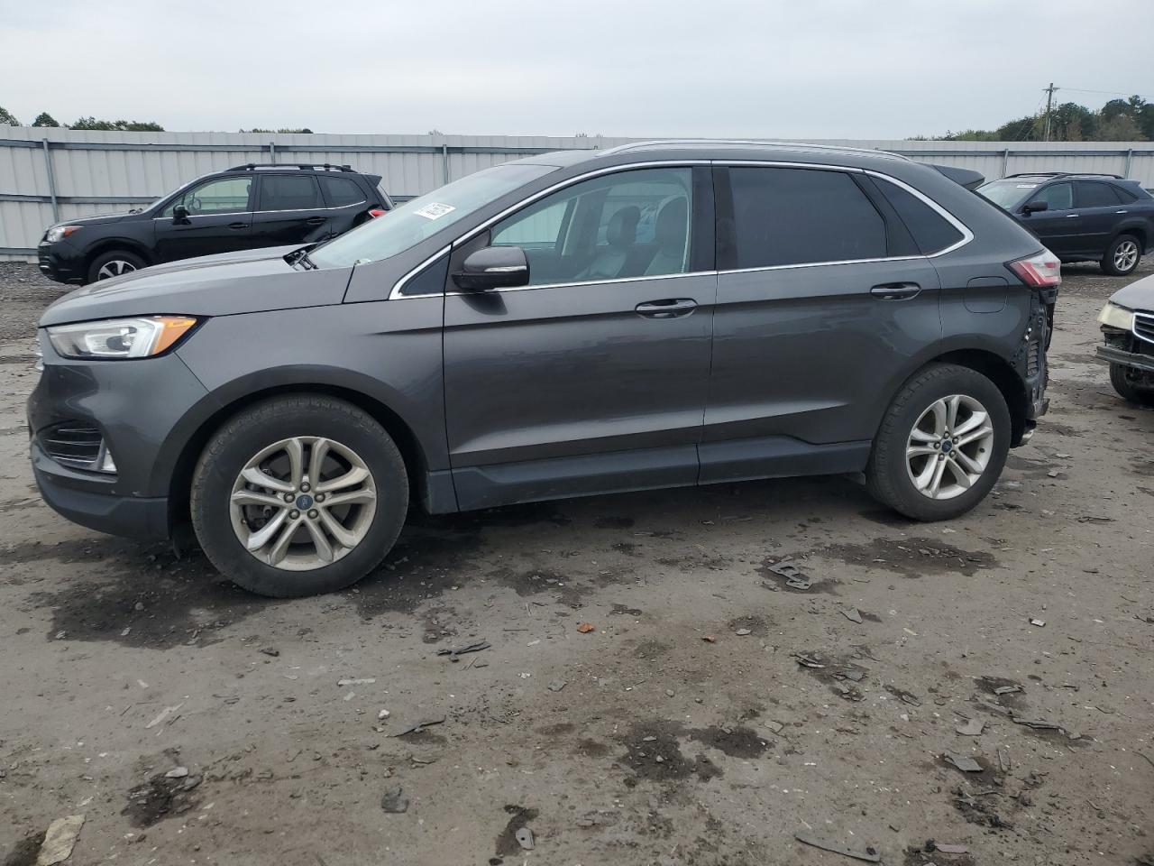 FORD EDGE SEL 2019