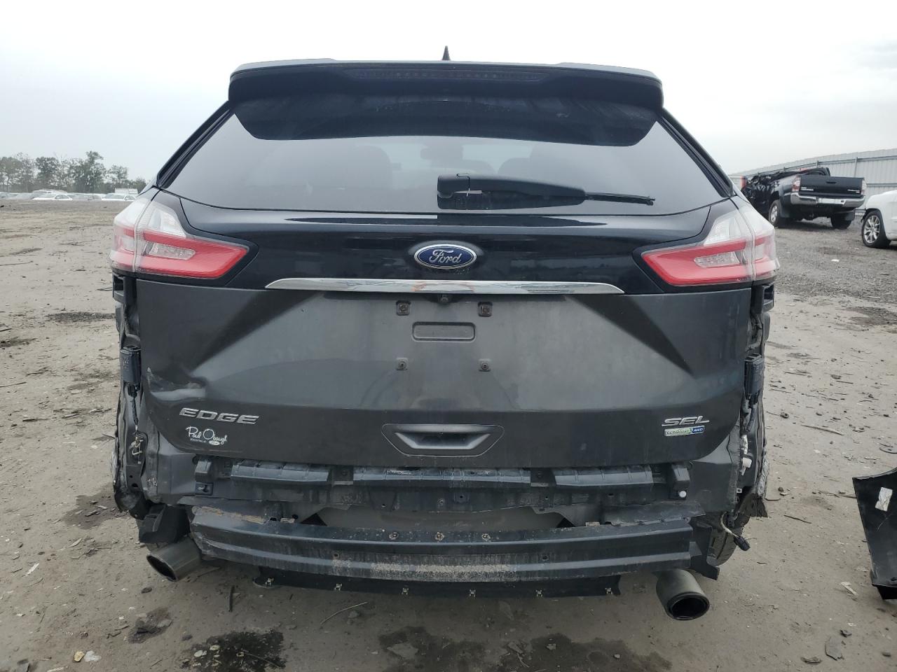 FORD EDGE SEL 2019
