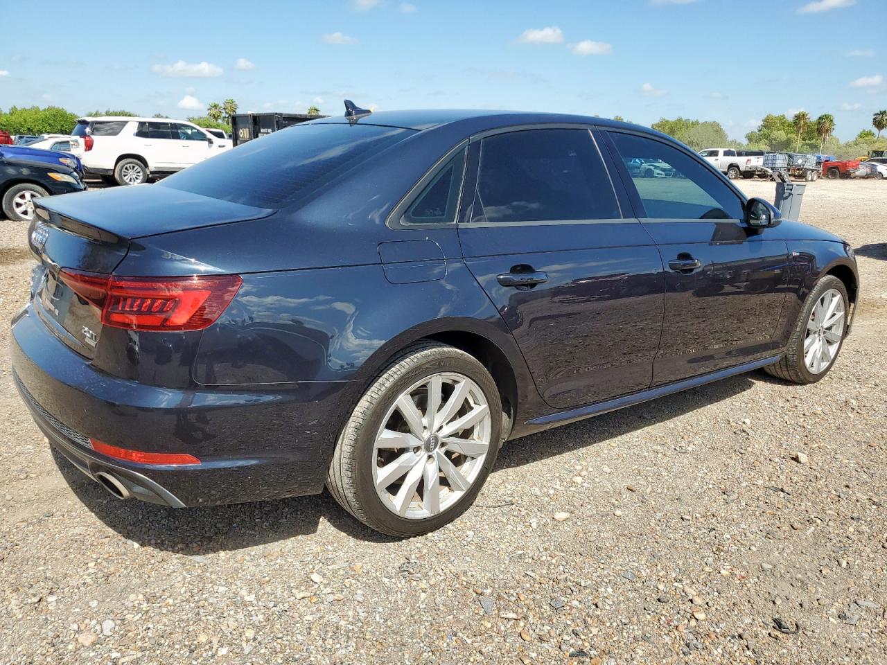 AUDI A4 PREMIUM 2018