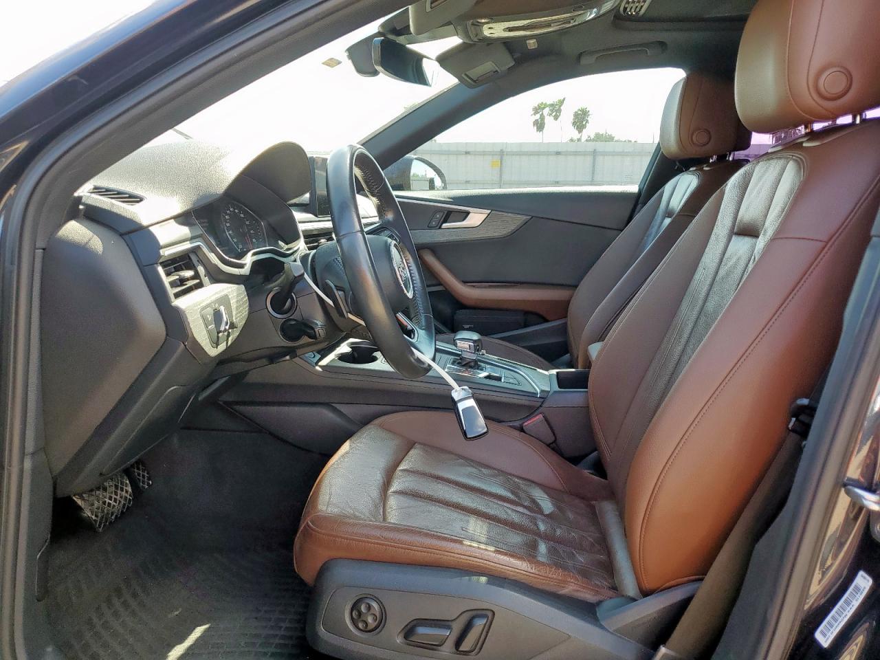 AUDI A4 PREMIUM 2018