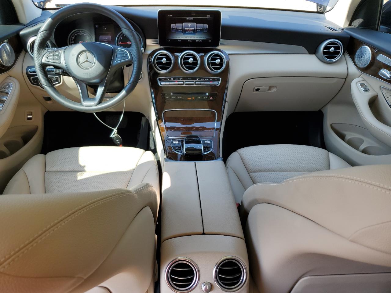 MERCEDES-BENZ GLC 300 4MATIC 2016