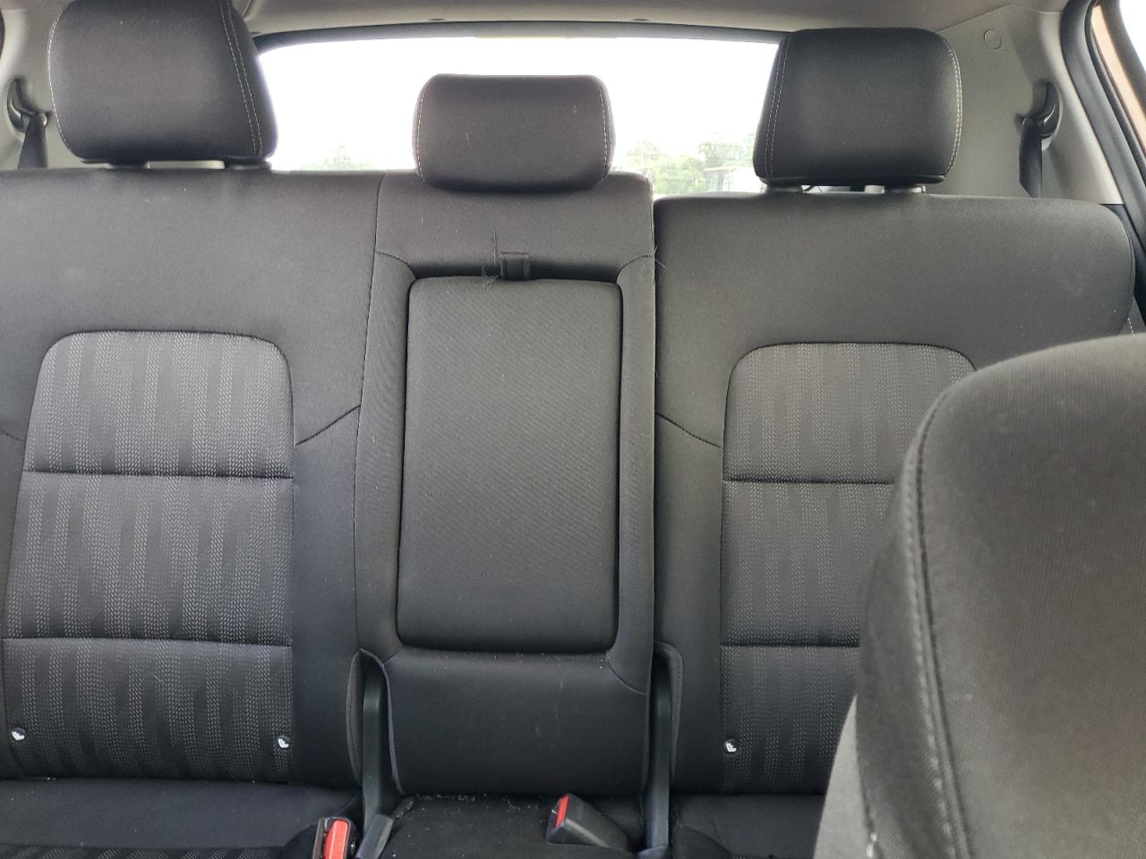 KIA SPORTAGE LX 2017