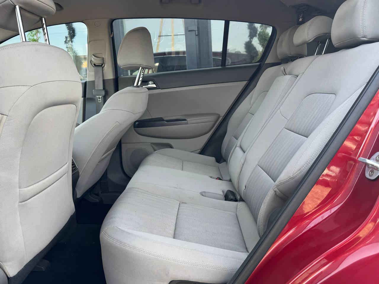 KIA SPORTAGE LX 2017