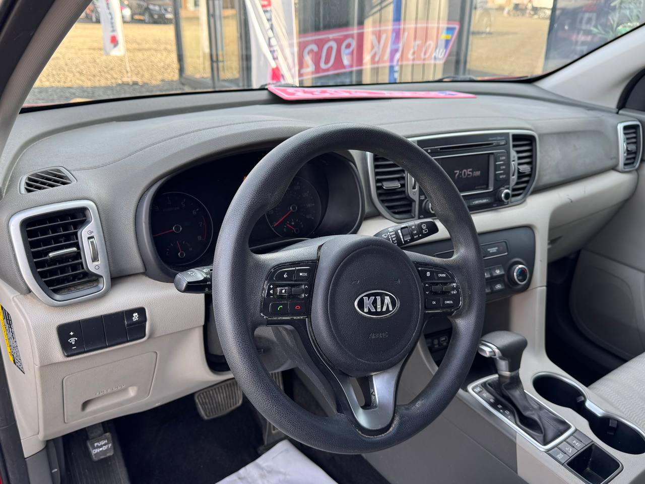 KIA SPORTAGE LX 2017