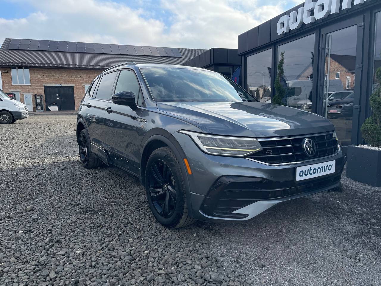 VOLKSWAGEN TIGUAN SE R-LINE BLACK 2023