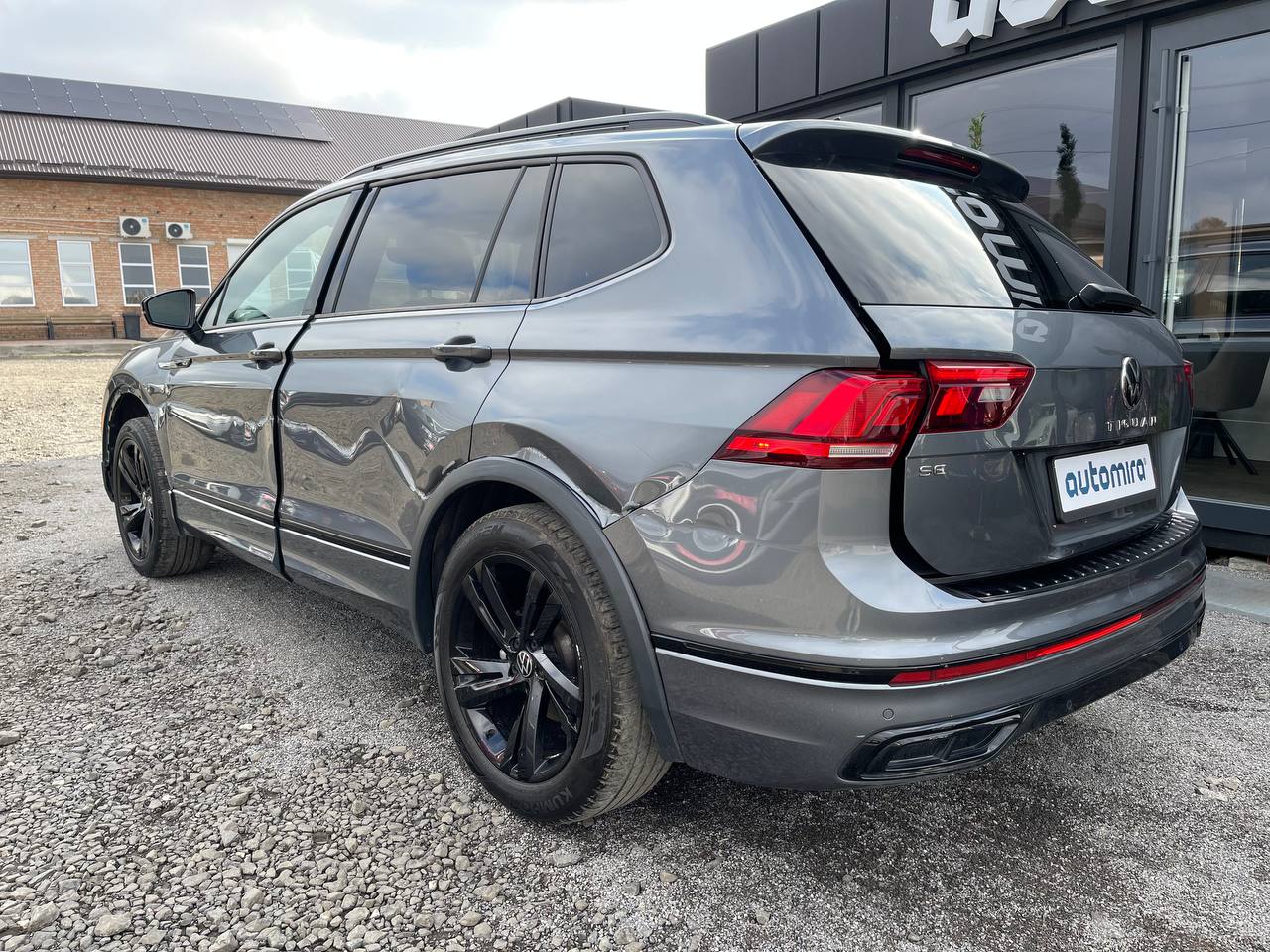 VOLKSWAGEN TIGUAN SE R-LINE BLACK 2023