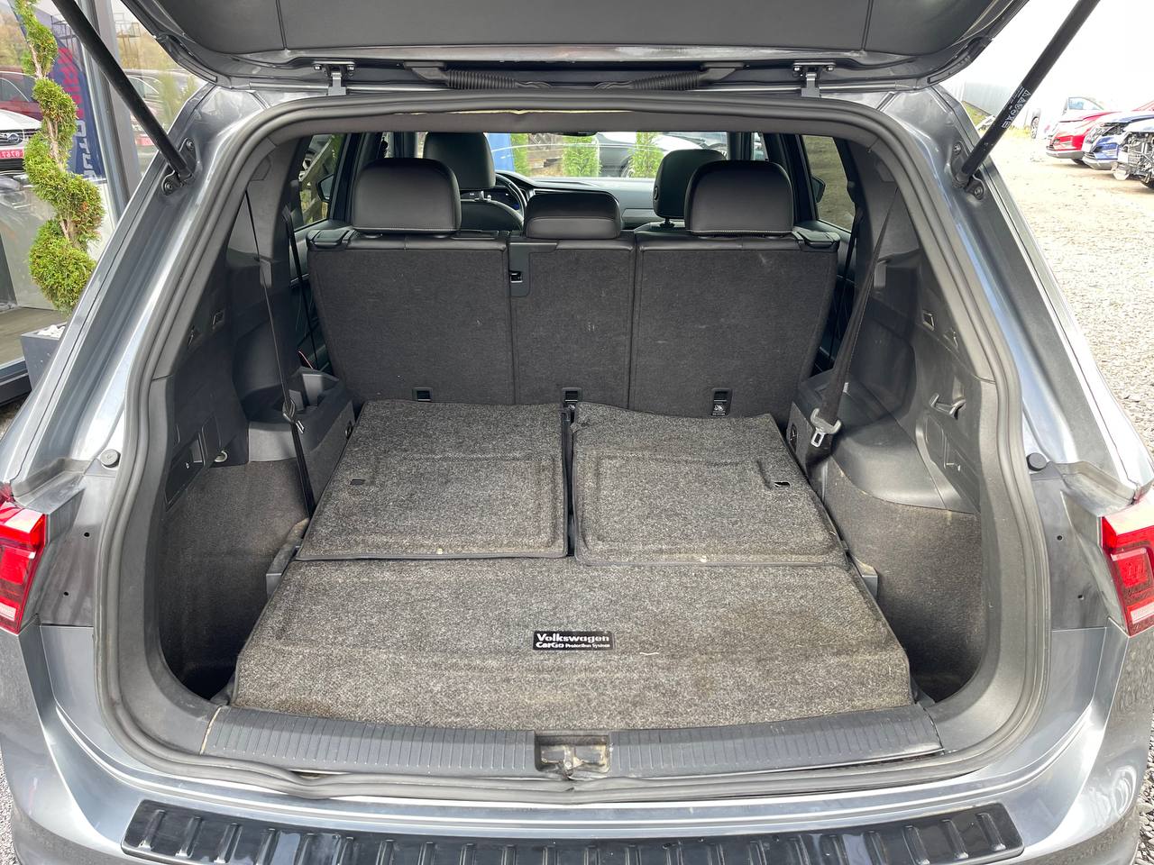 VOLKSWAGEN TIGUAN SE R-LINE BLACK 2023