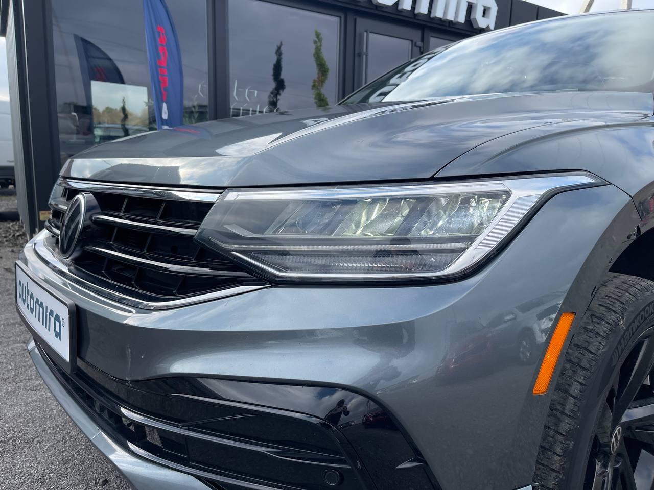 VOLKSWAGEN TIGUAN SE R-LINE BLACK 2023