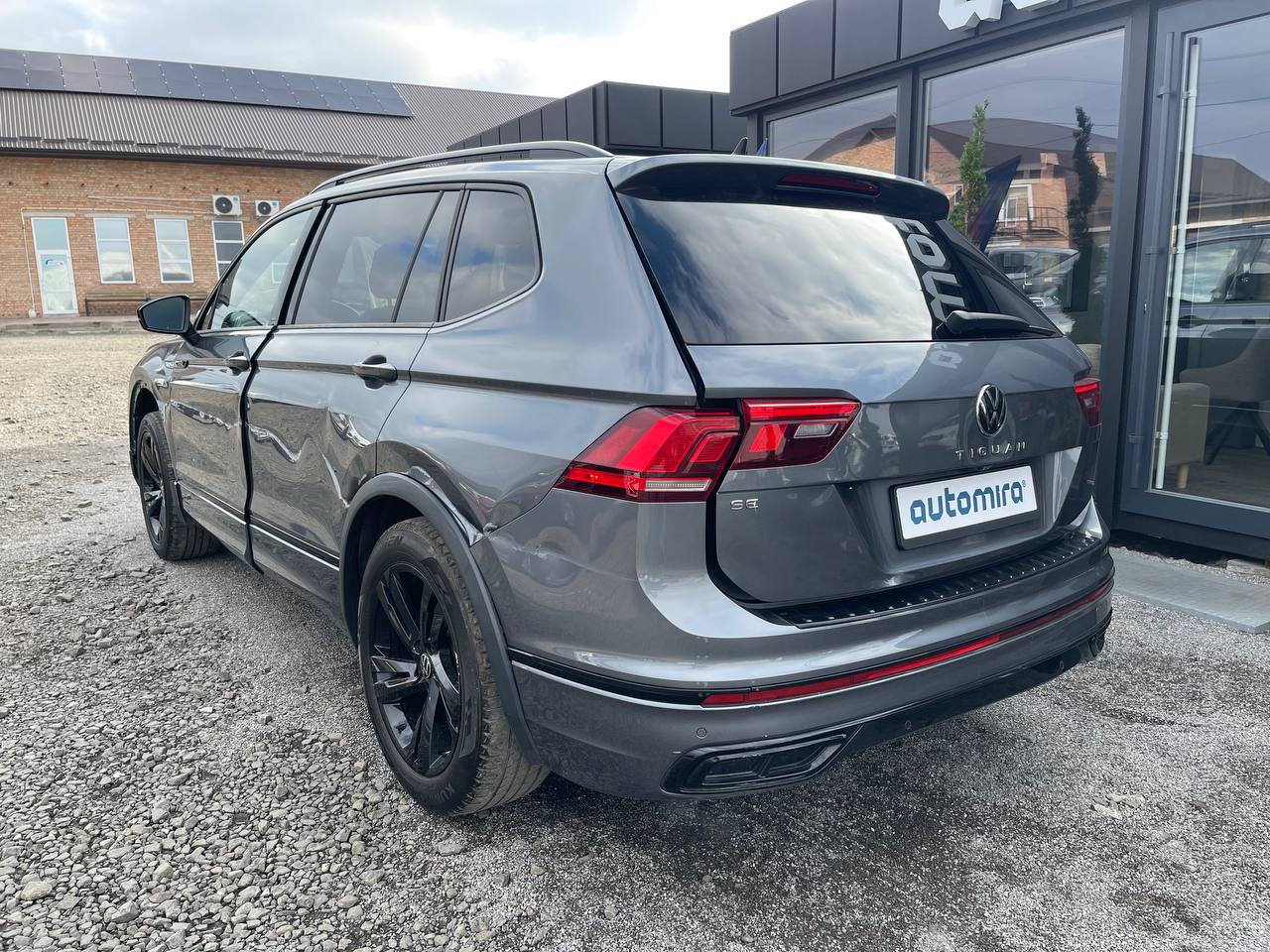 VOLKSWAGEN TIGUAN SE R-LINE BLACK 2023