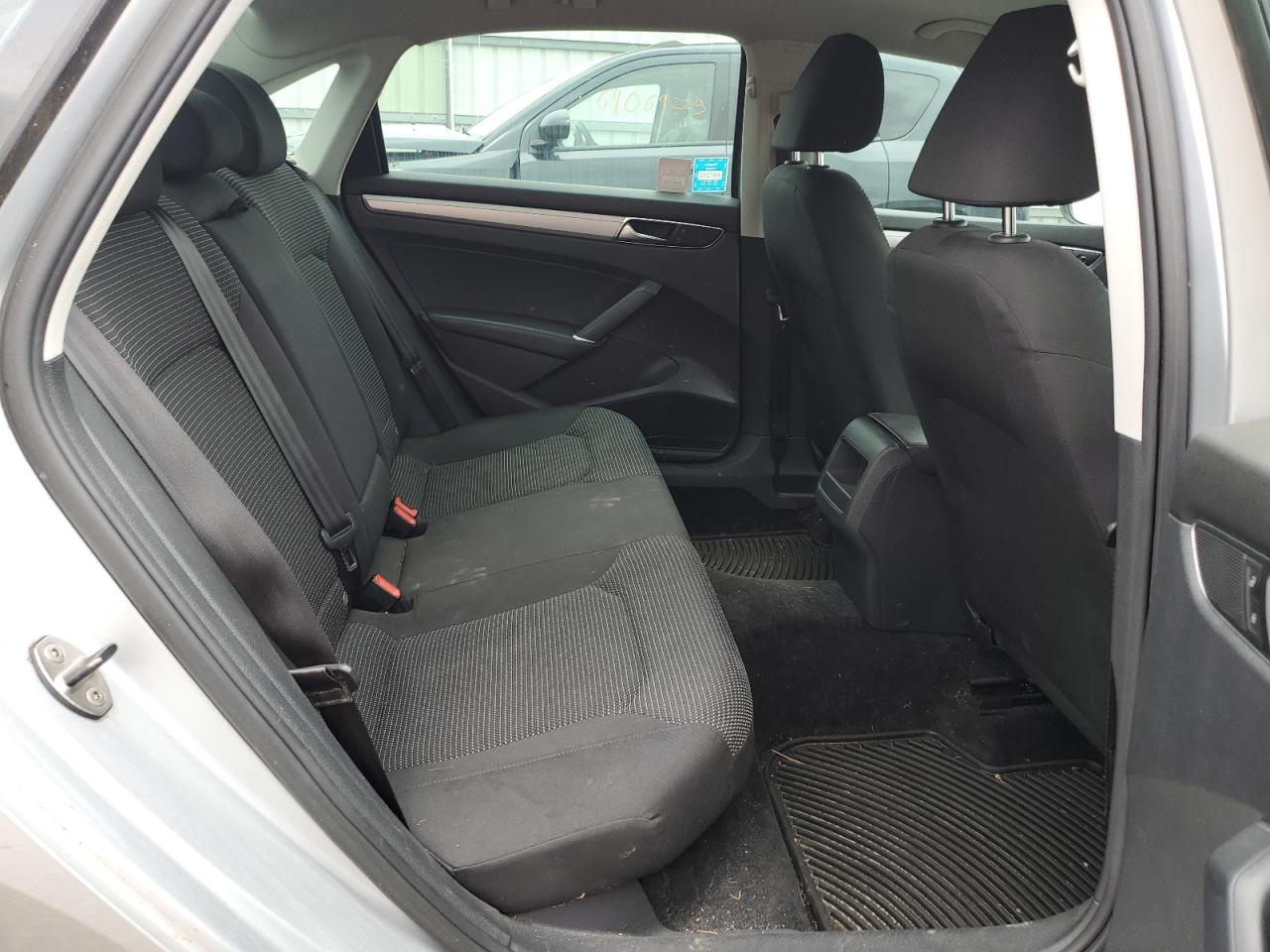 VOLKSWAGEN PASSAT S 2017