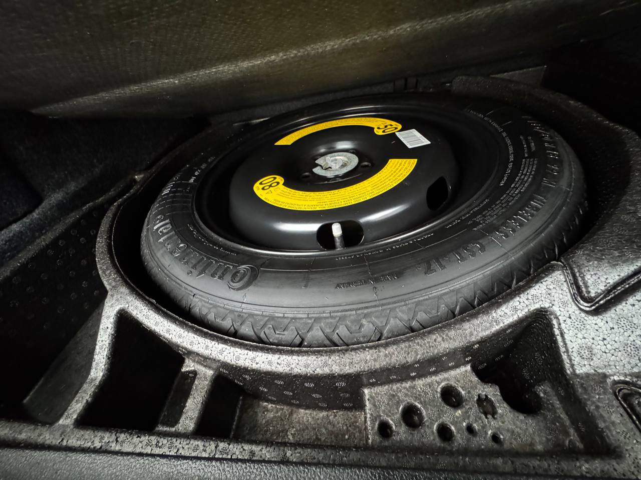 VOLKSWAGEN TIGUAN S 2014