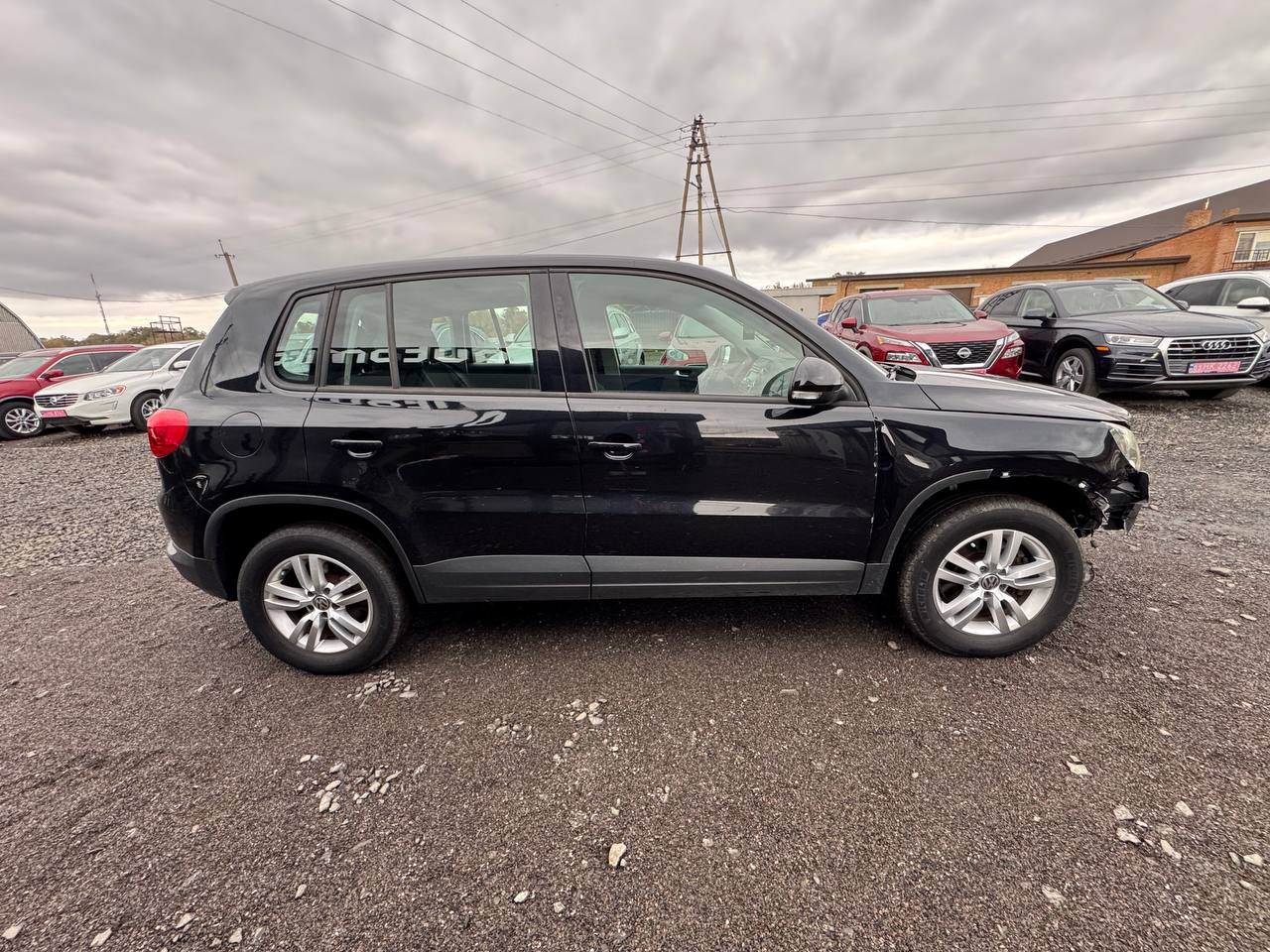 VOLKSWAGEN TIGUAN S 2014