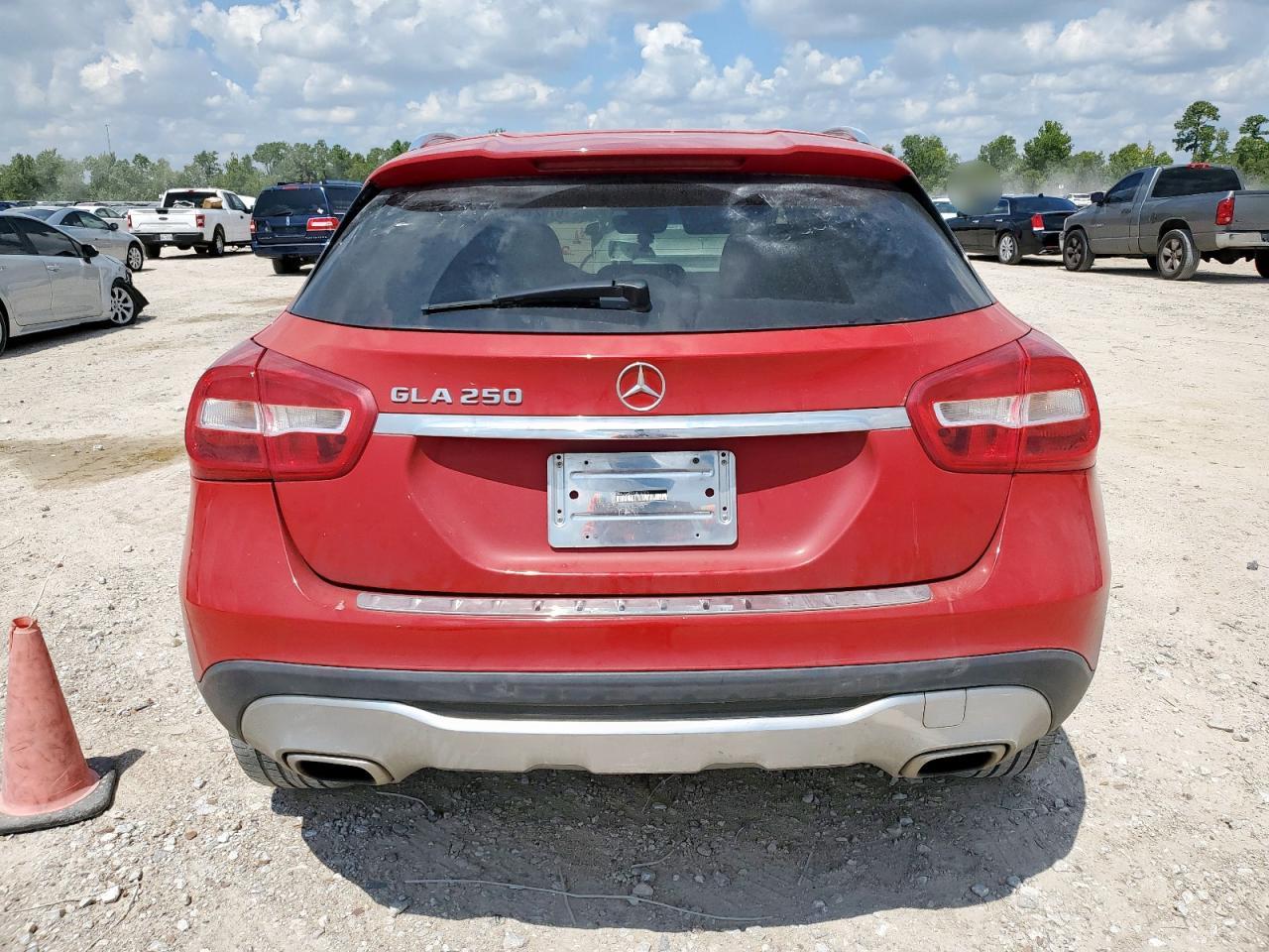 MERCEDES-BENZ GLA 250 2018