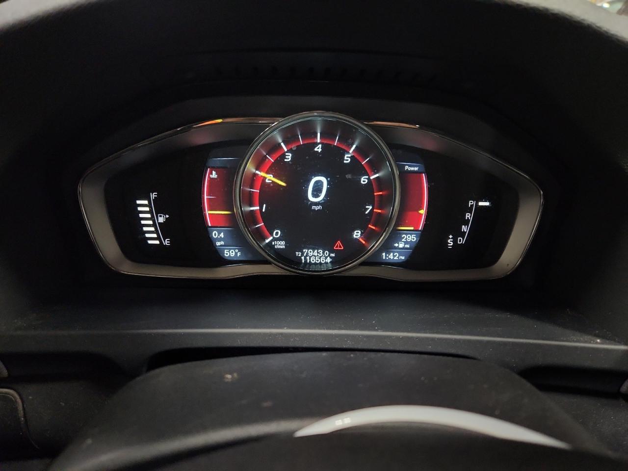 VOLVO V60 CROSS COUNTRY PREMIER 2015