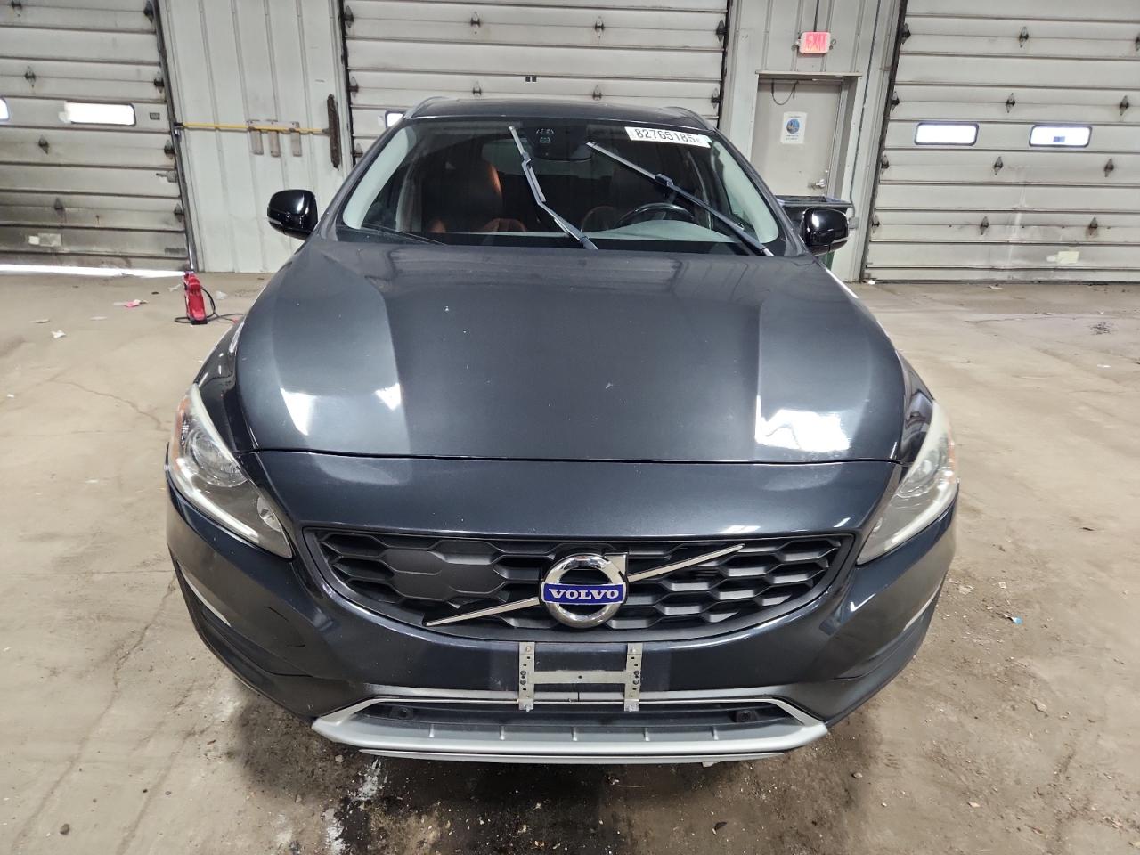 VOLVO V60 CROSS COUNTRY PREMIER 2015