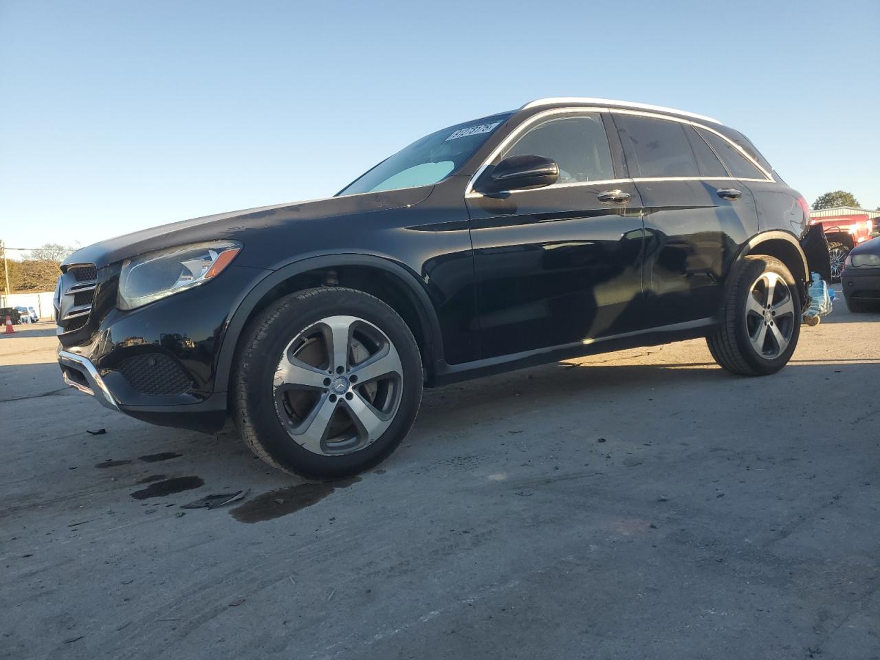 MERCEDES-BENZ GLC 300 2016