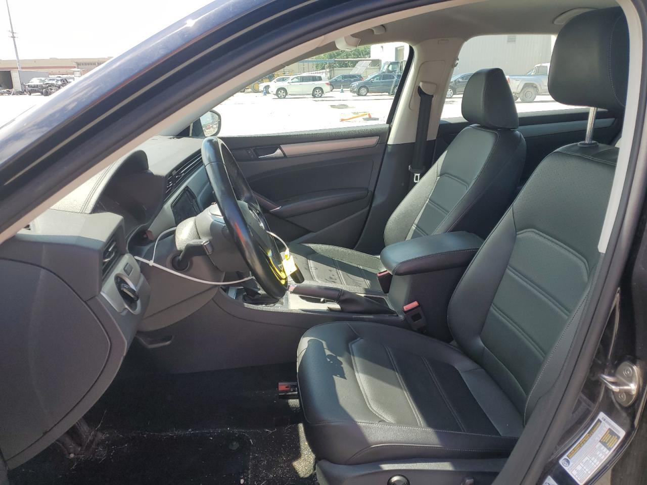 VOLKSWAGEN PASSAT SE 2020