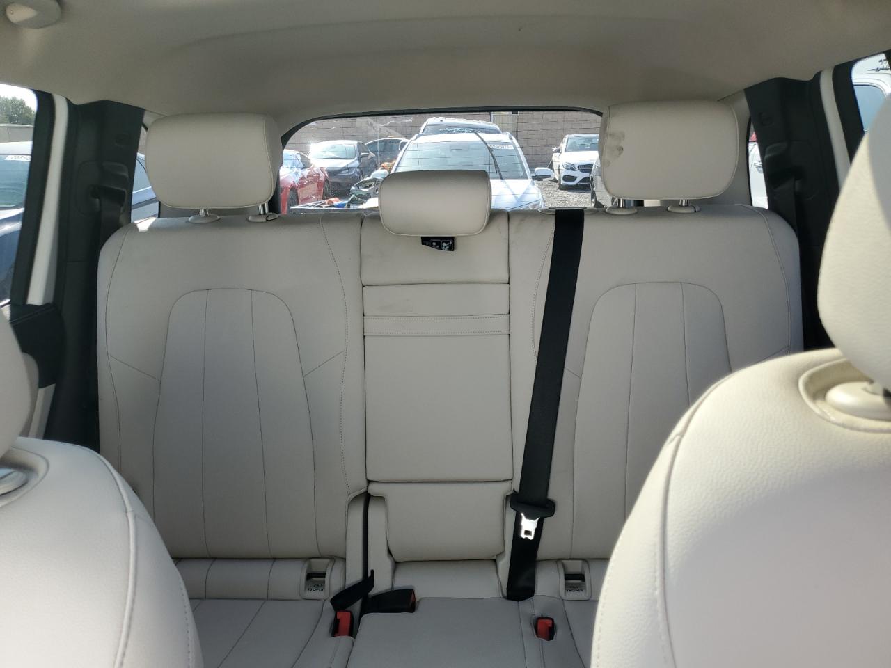 MERCEDES-BENZ EQB 300 4MATIC 2023