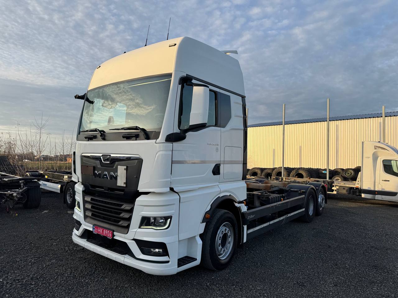 Контейнеровоз MAN TGX 26.510