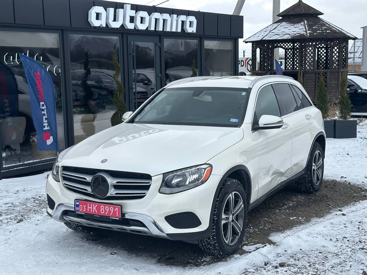 MERCEDES-BENZ GLC 300 2016