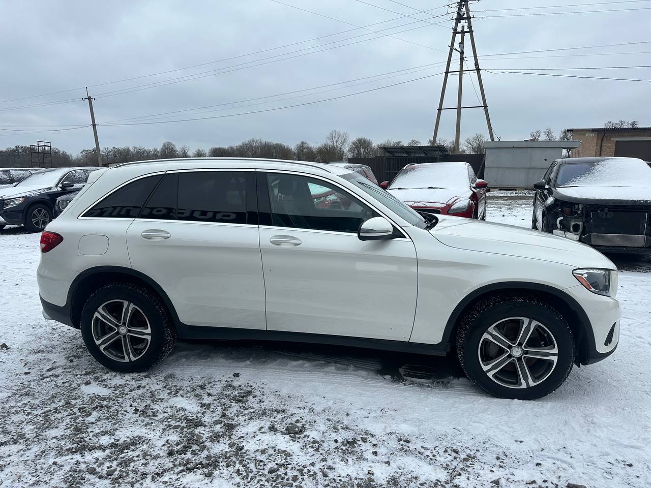 MERCEDES-BENZ GLC 300 2016