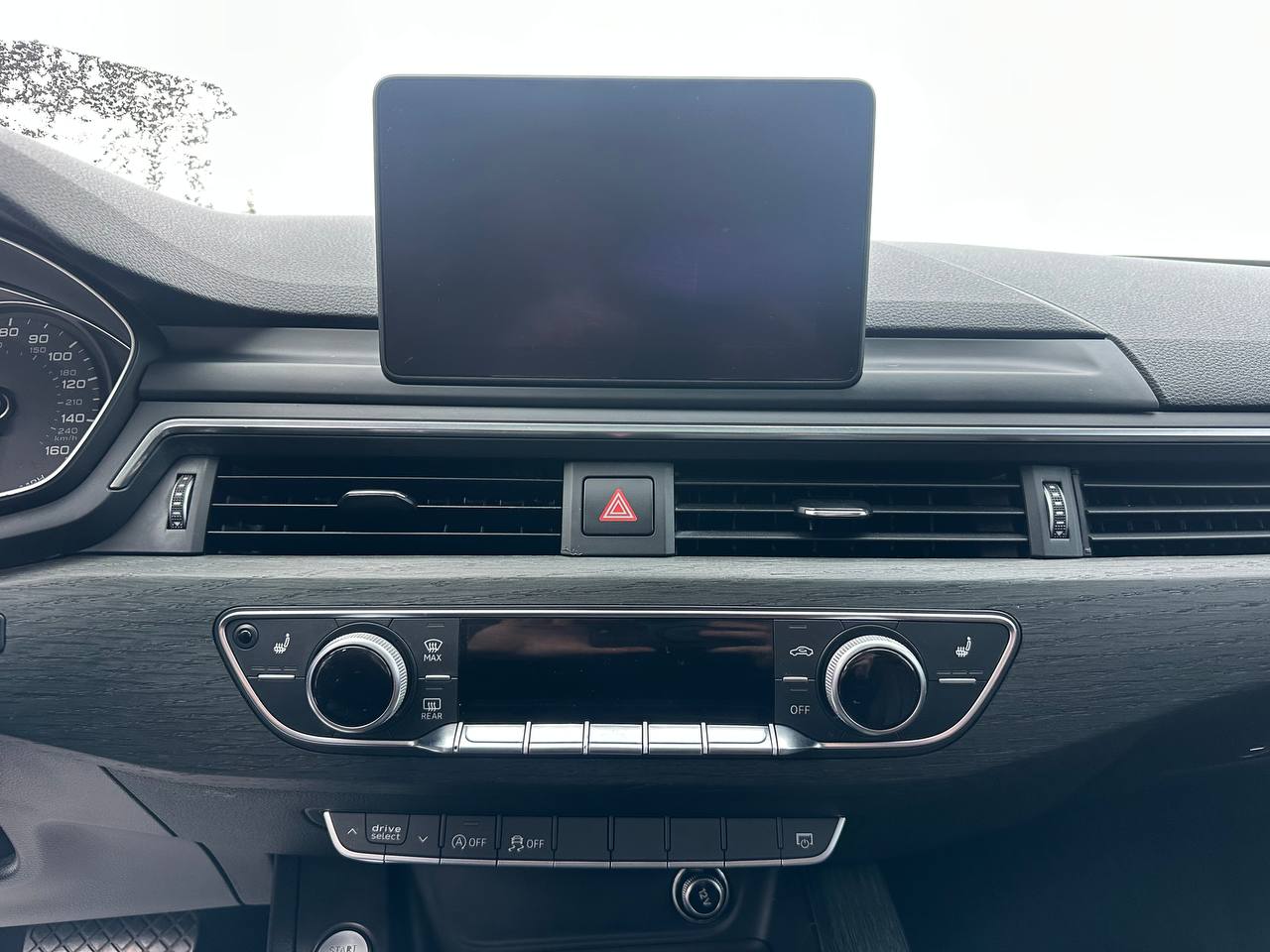 AUDI A4 PREMIUM 2018