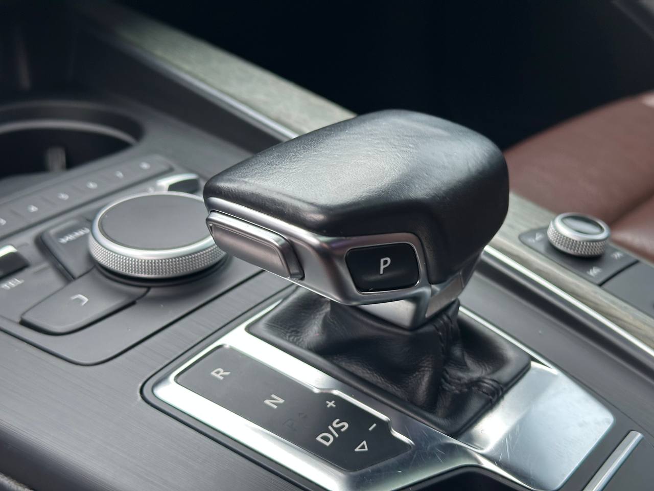 AUDI A4 PREMIUM 2018