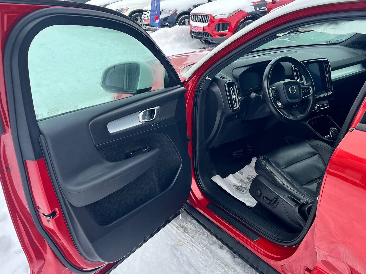 VOLVO XC40 T5 MOMENTUM 2019