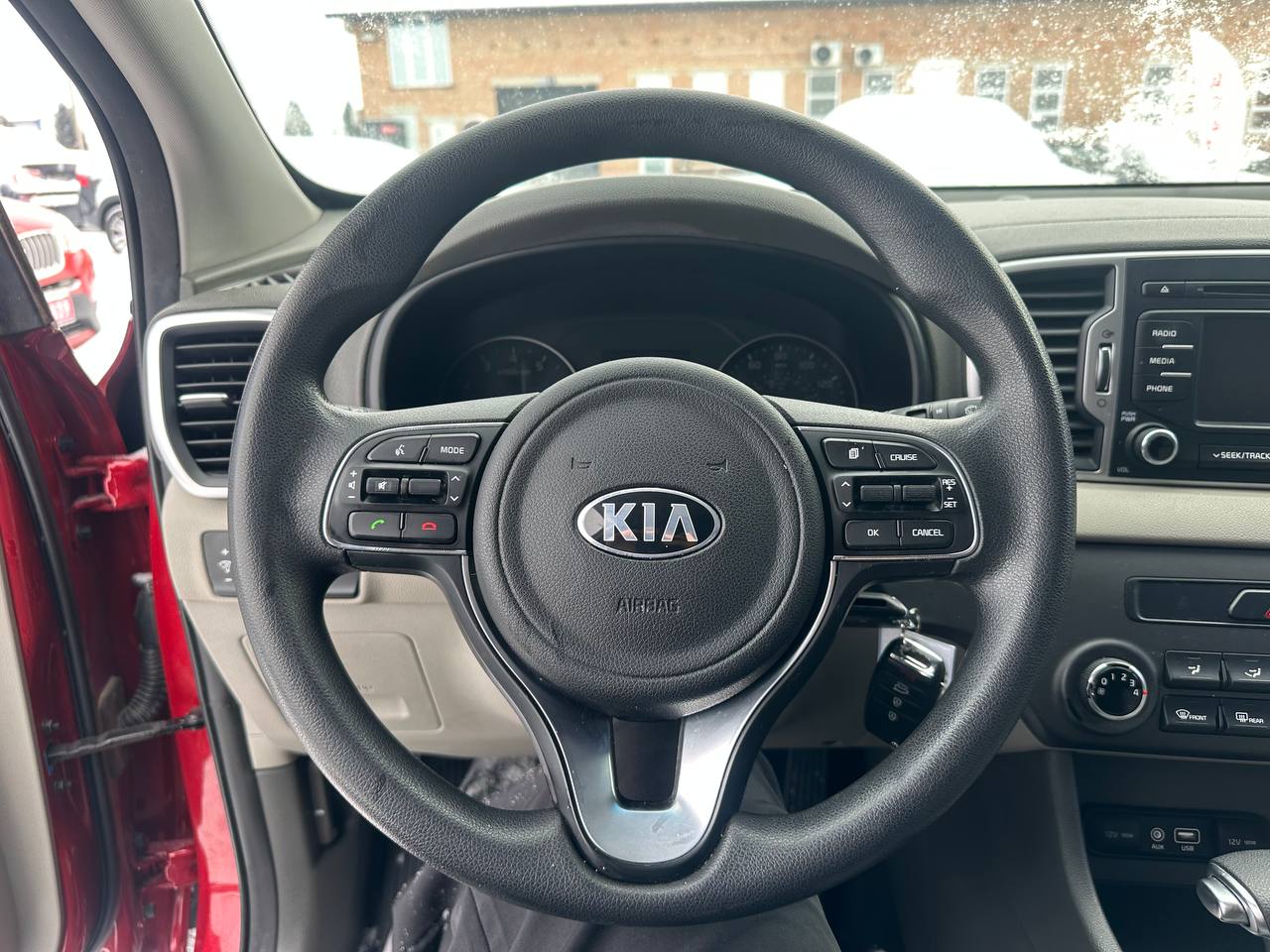 KIA SPORTAGE LX 2017