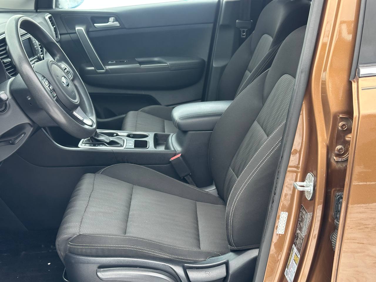 KIA SPORTAGE LX 2017