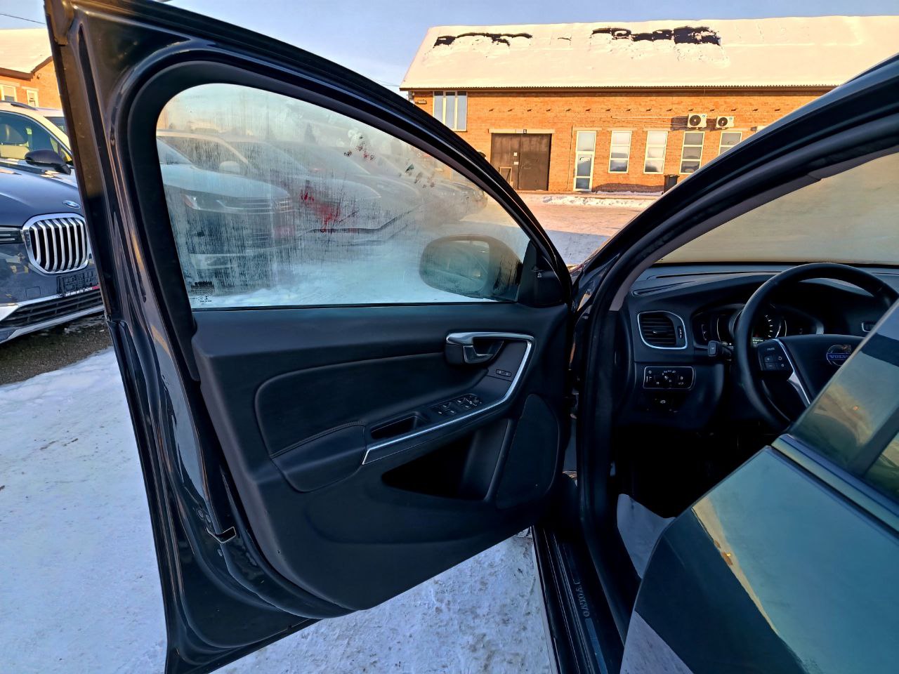 VOLVO V60 CROSS COUNTRY PREMIER 2015