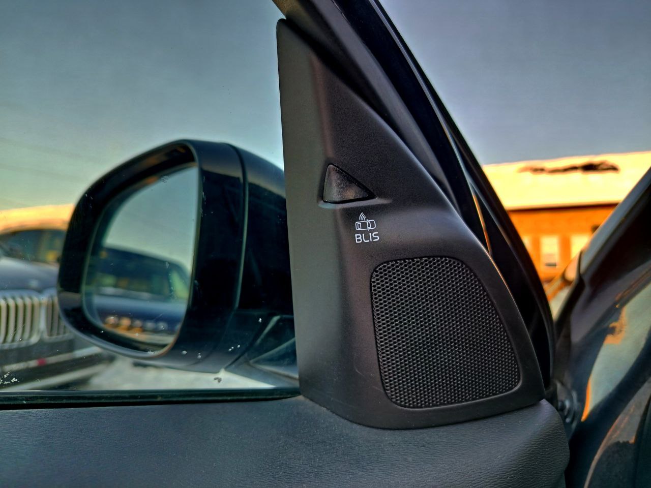 VOLVO V60 CROSS COUNTRY PREMIER 2015