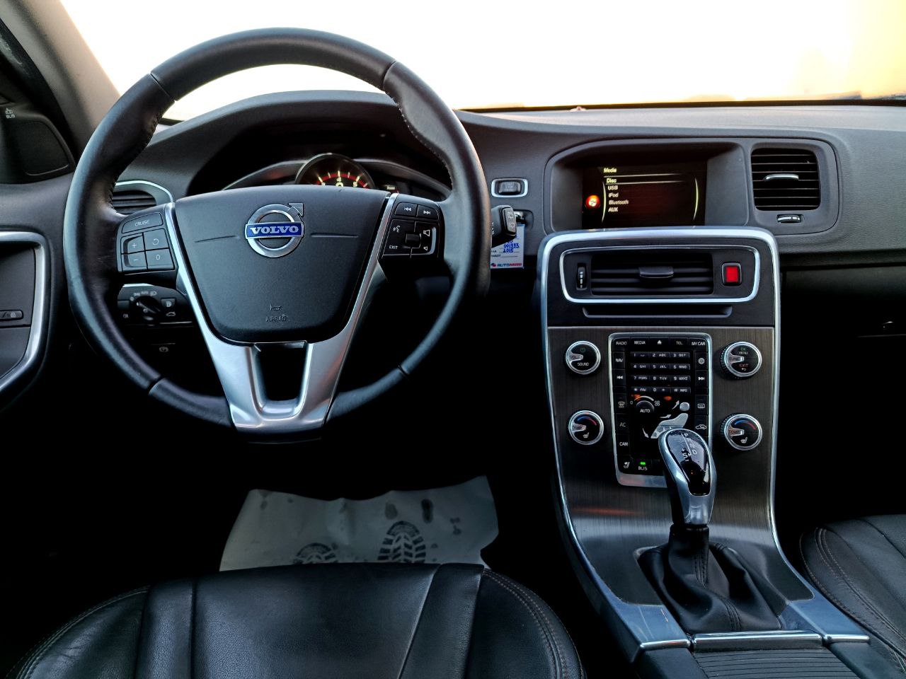 VOLVO V60 CROSS COUNTRY PREMIER 2015