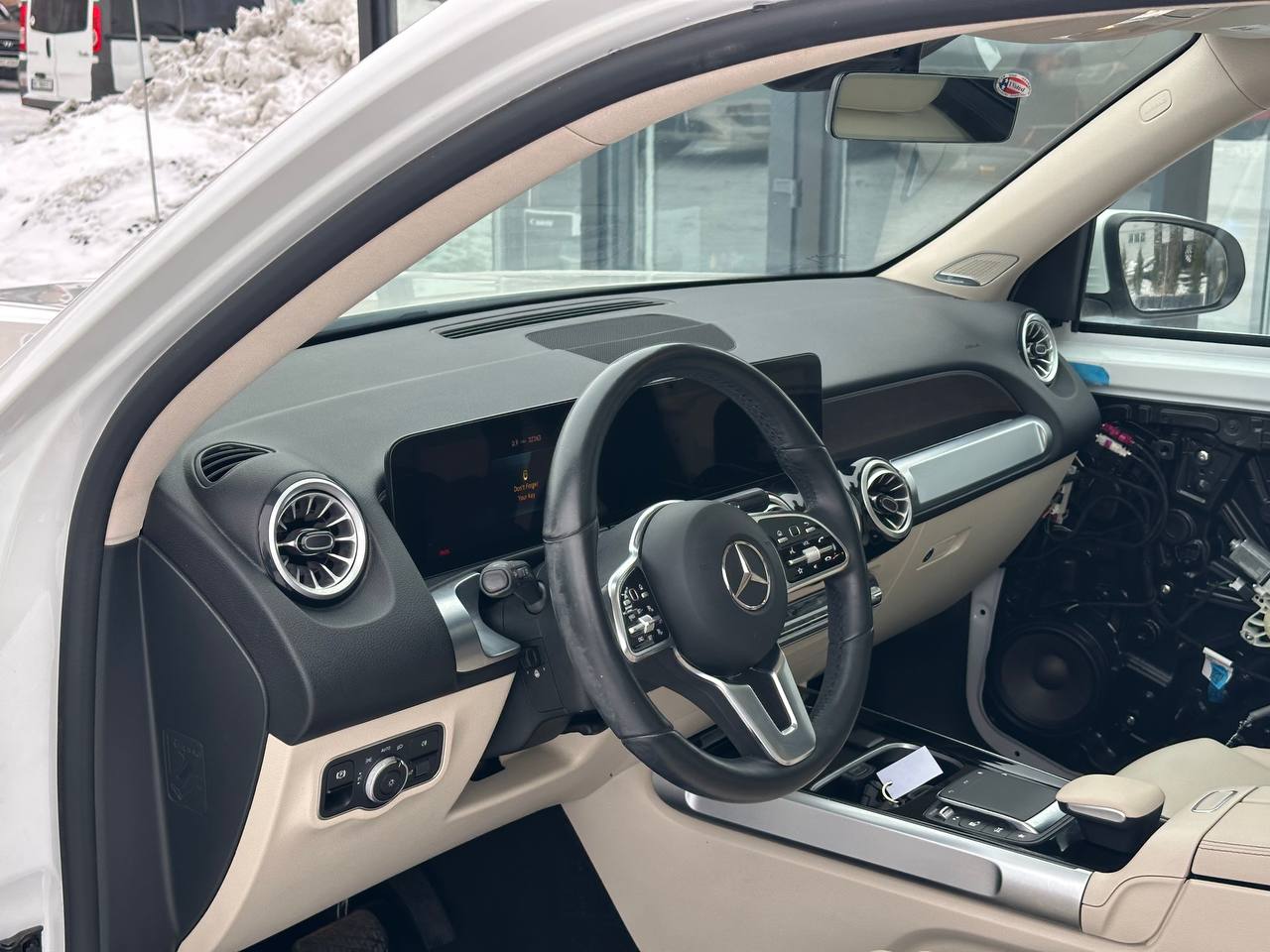 MERCEDES-BENZ EQB 300 4MATIC 2023