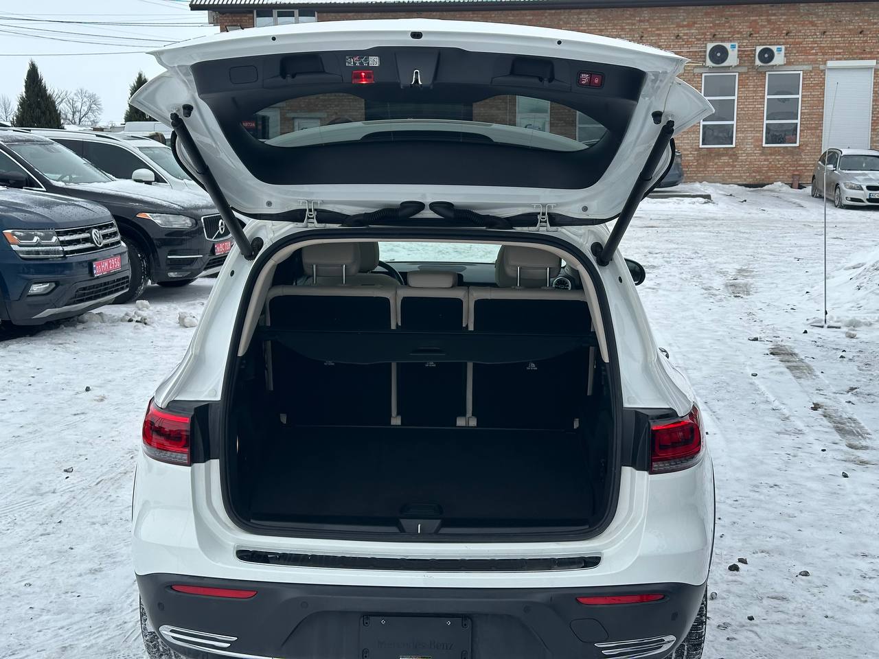 MERCEDES-BENZ EQB 300 4MATIC 2023