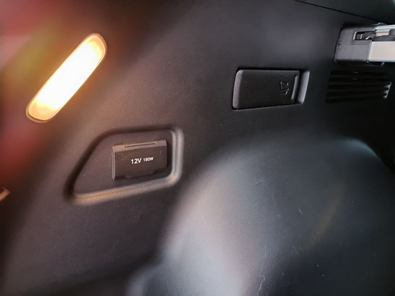 HYUNDAI TUCSON SE 2024