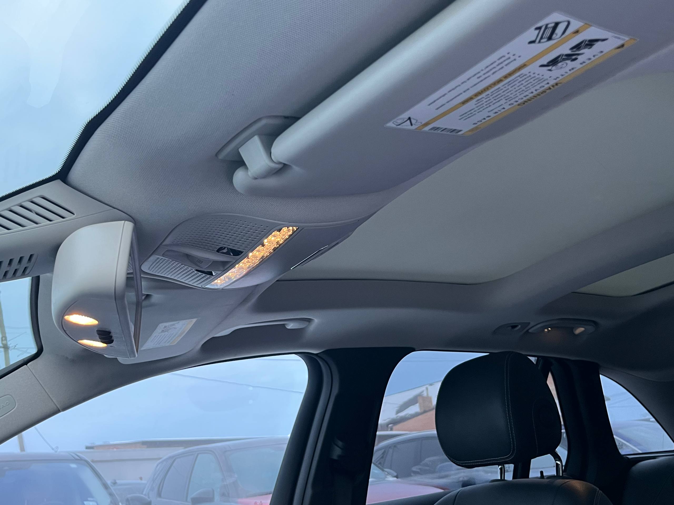 MERCEDES-BENZ GLC 300 2016