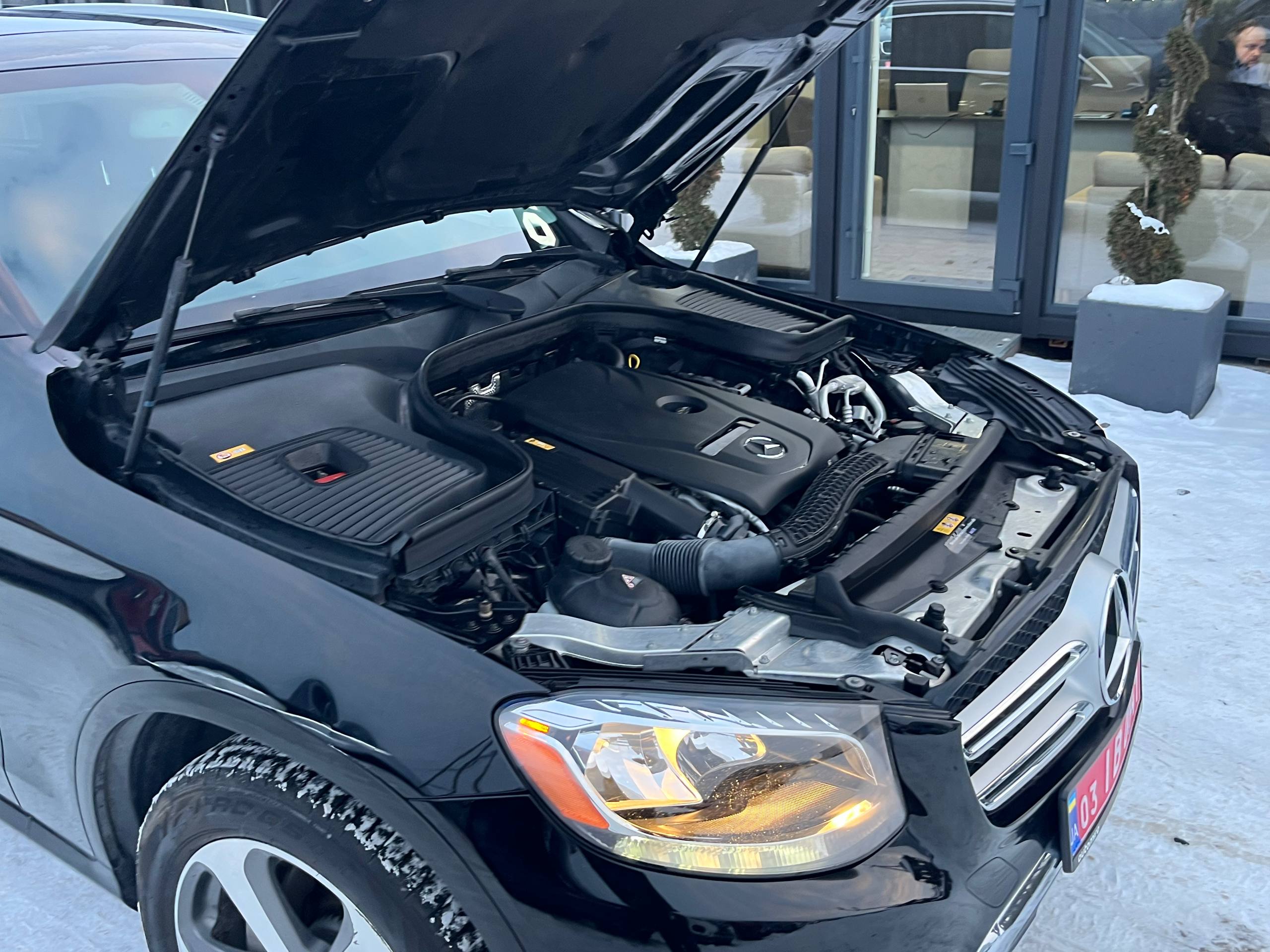 MERCEDES-BENZ GLC 300 2016