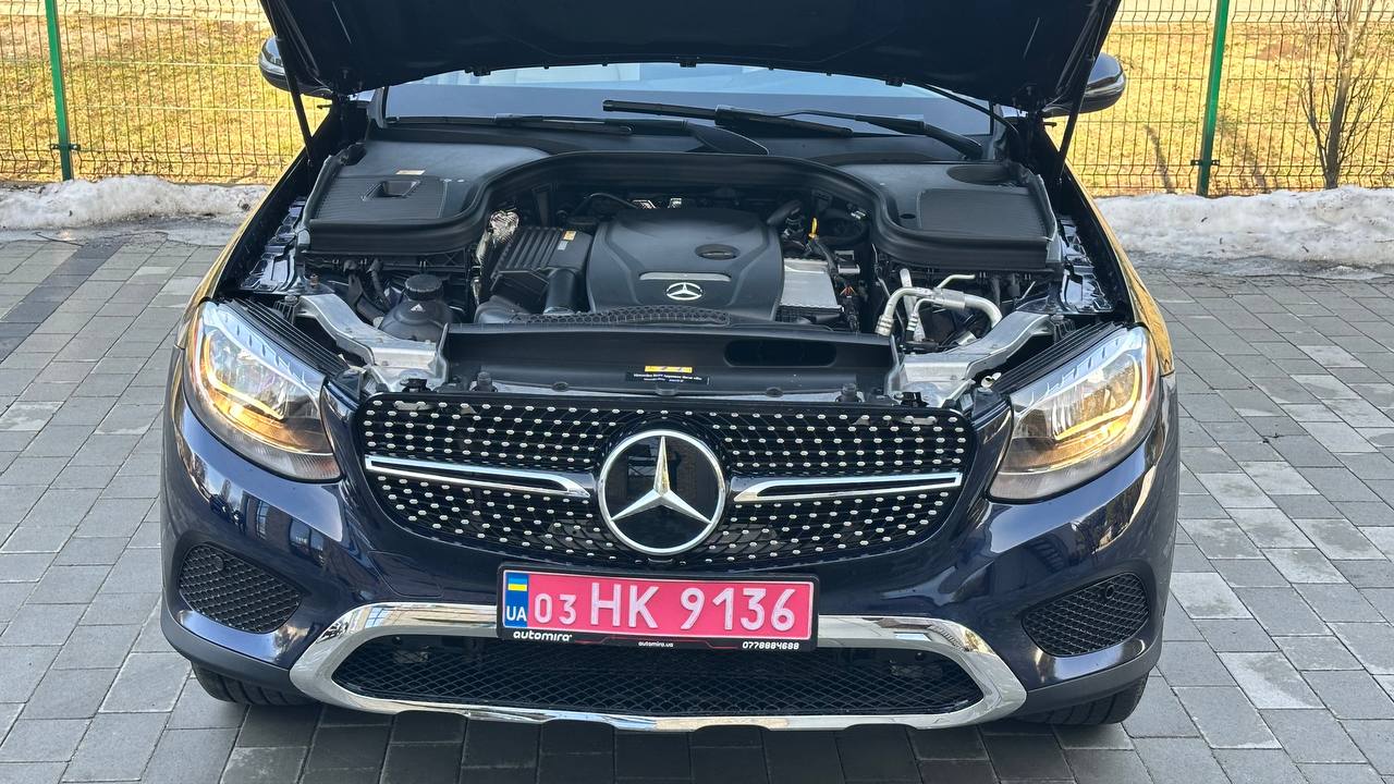 MERCEDES-BENZ GLC 300 2016