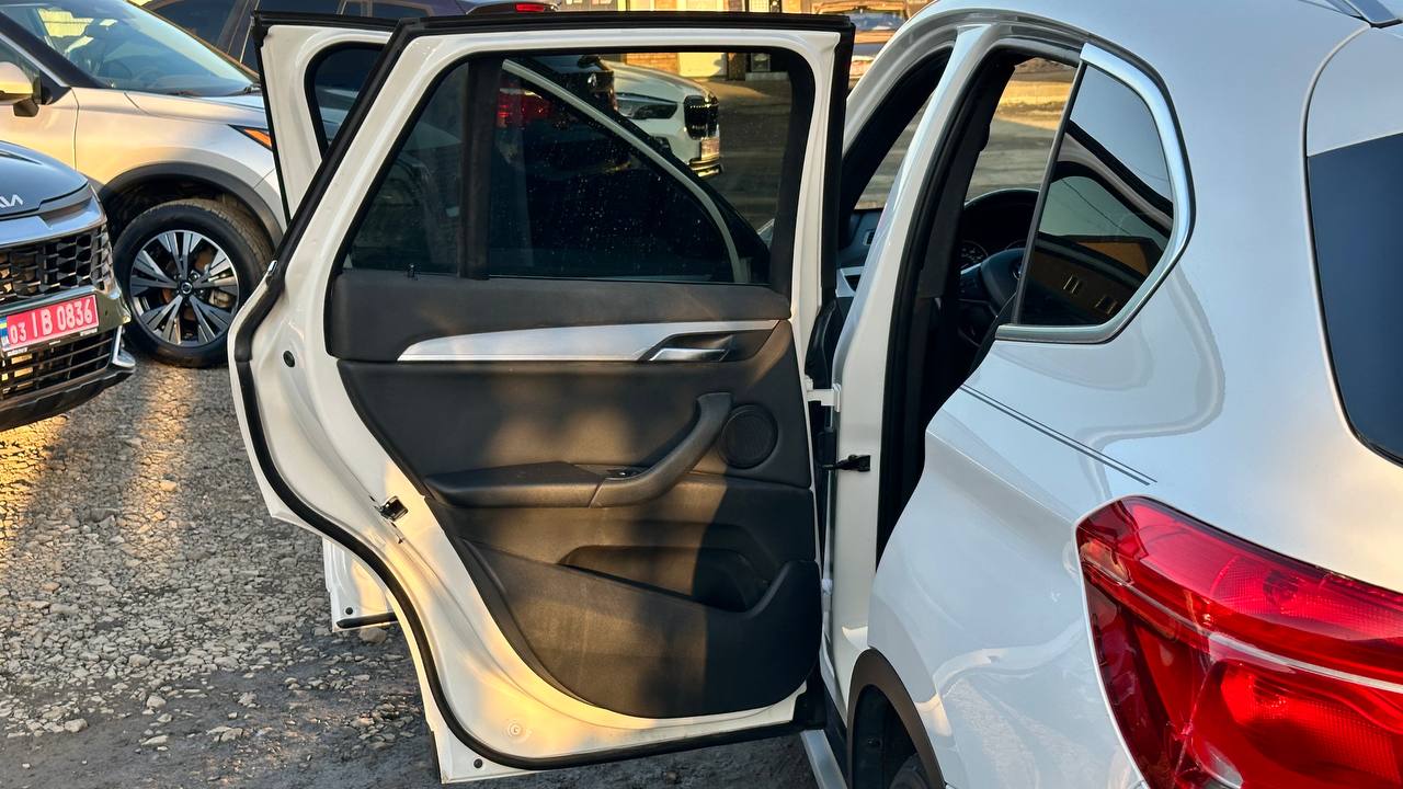 BMW X1 XDRIVE28I 2016