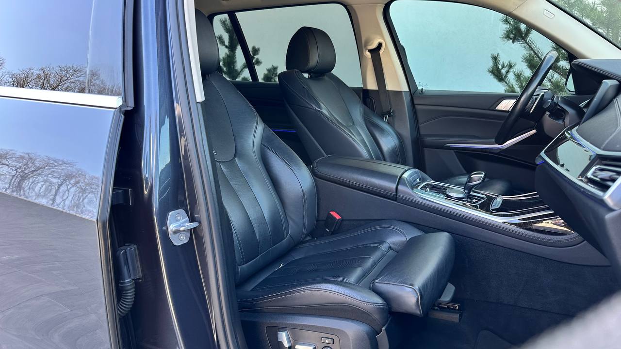 BMW X7 XDRIVE40I 2019