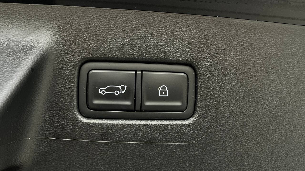 HYUNDAI SANTA FE SEL 2025