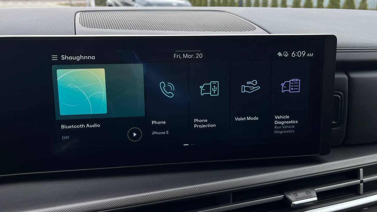 HYUNDAI SANTA FE SEL 2025