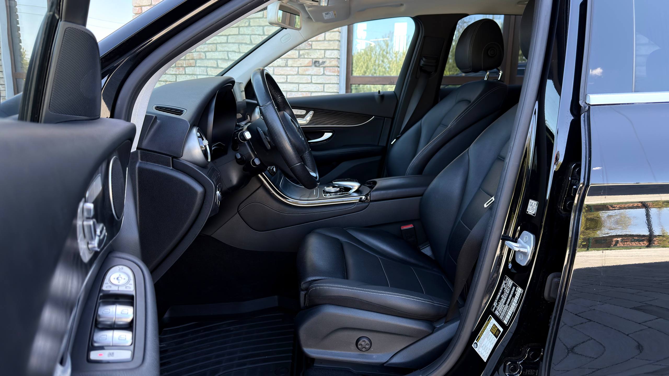 MERCEDES-BENZ GLC 300 2016