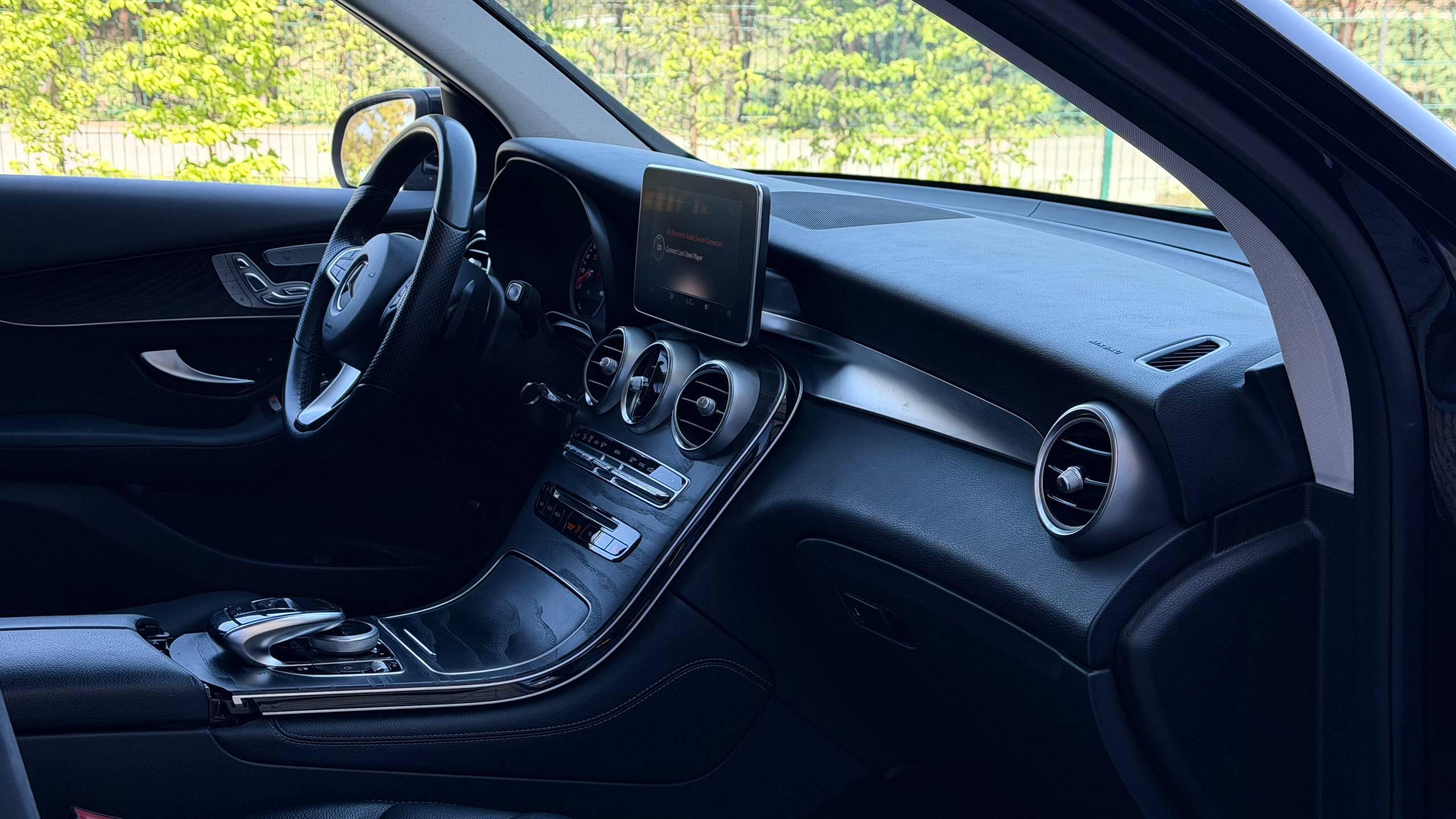 MERCEDES-BENZ GLC 300 2016