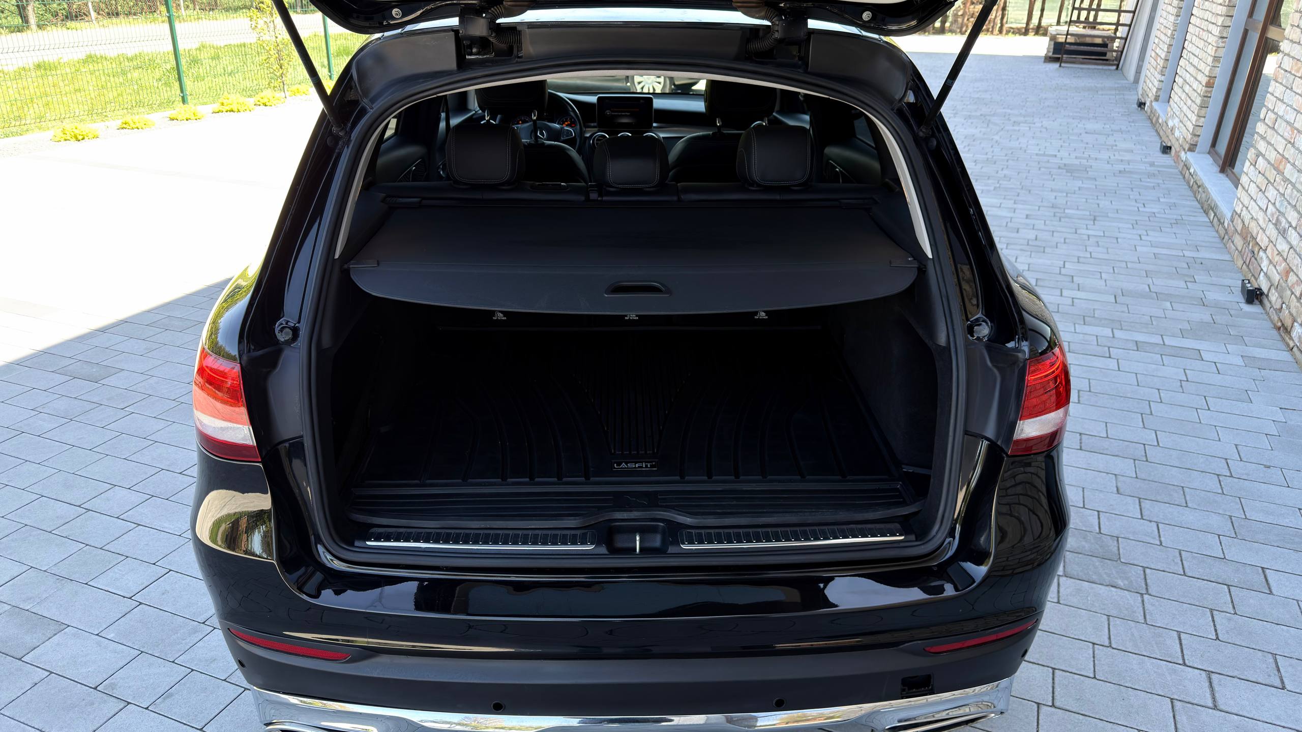 MERCEDES-BENZ GLC 300 2016