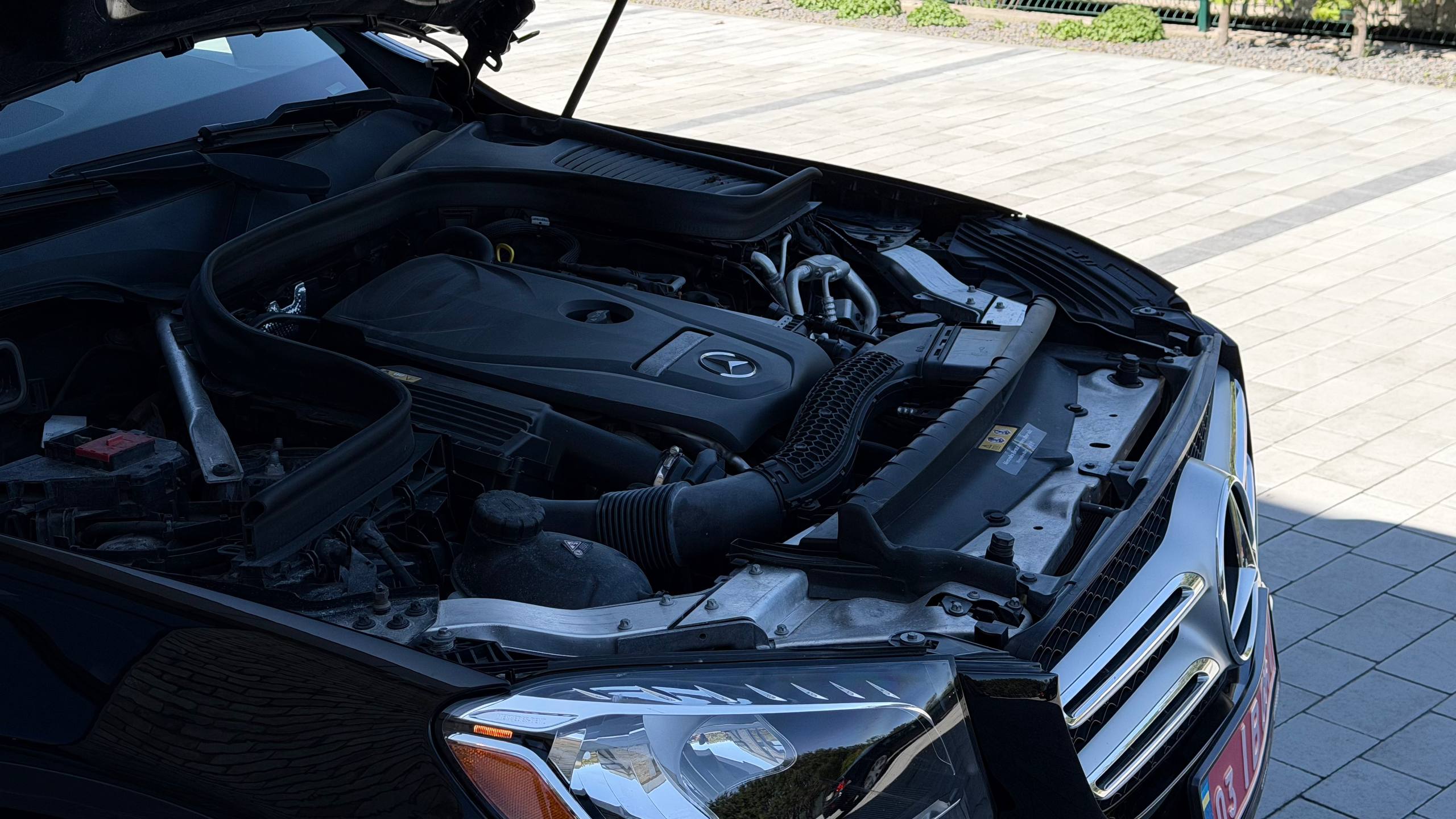 MERCEDES-BENZ GLC 300 2016