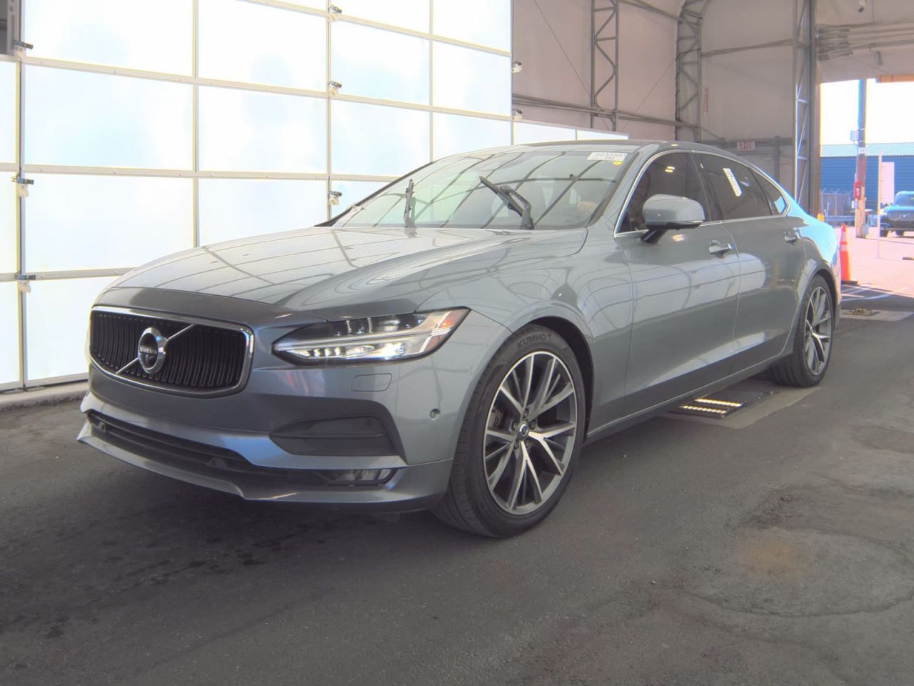 Volvo S90 T5 Momentum 2018